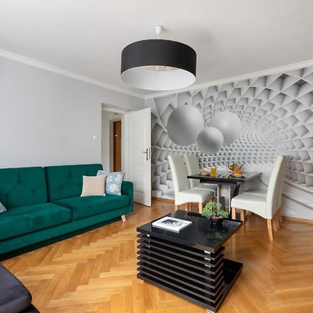 Rent Like Home - Hoza 38 Varsovia Exterior foto