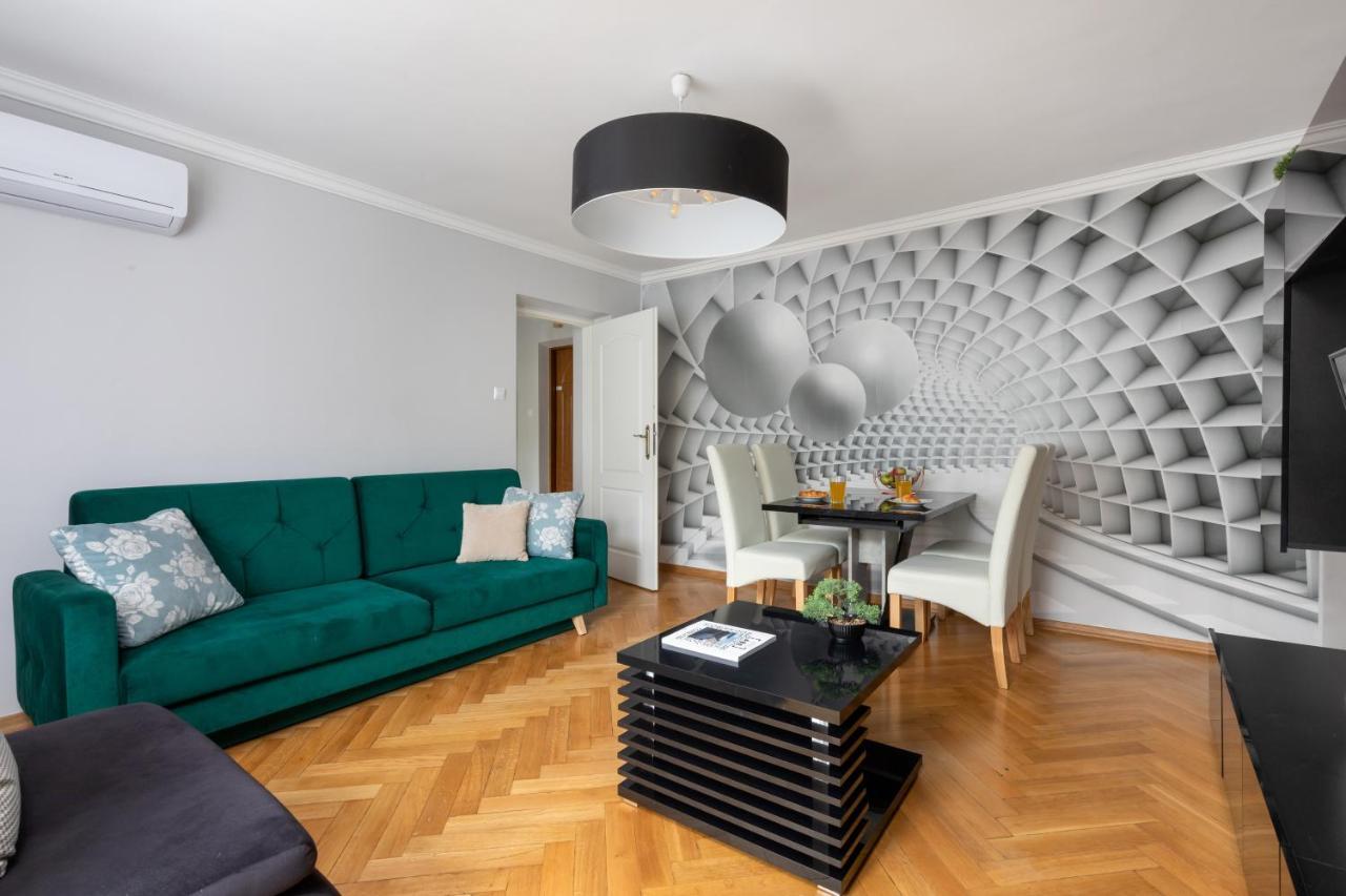 Rent Like Home - Hoza 38 Varsovia Exterior foto